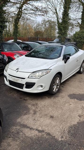 Renault megane cabrio, Auto's, Automaat, Euro 5, Stof, Zwart