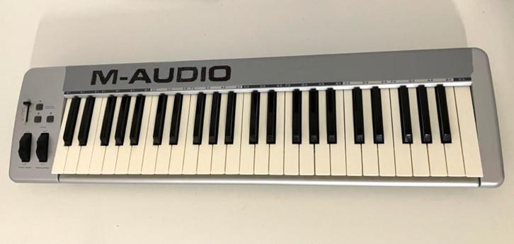 M-audio kenstation 49e, Muziek en Instrumenten, Midi-apparatuur, Gebruikt, Ophalen