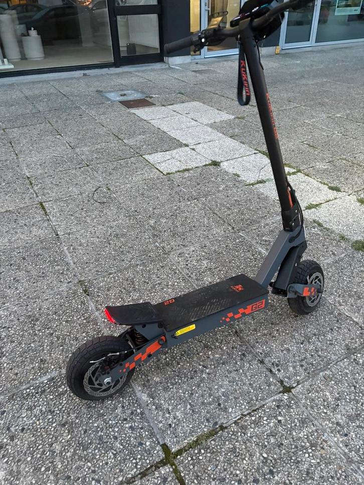 Kukirin G2 Step Perfect Staat, Fietsen en Brommers, Steps, Zo goed als nieuw, Ophalen