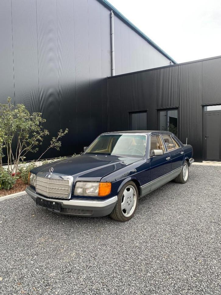Mercedes 380SE, Auto's, Mercedes-Benz, Bedrijf, Te koop, S-Klasse, Benzine, Berline, 5 deurs, Automaat, Blauw, Beige, Leder, Achterwielaandrijving