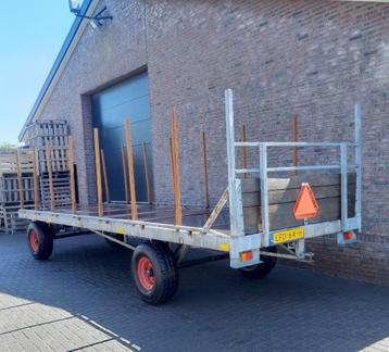 Grote Bomenwagen beschikbaar voor biedingen
