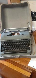 Machine à écrire Olympia Werke AG Wilhelmshaven années 1950, Divers, Machines à écrire, Enlèvement, Utilisé