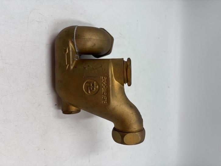 Ancienne pièce en laiton – Clapet Valve industrielle, Doe-het-zelf en Bouw, Gereedschap | Boormachines, Ophalen