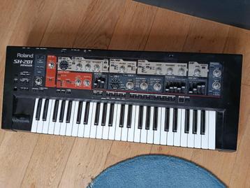 Roland SH-201 Synthesizer beschikbaar voor biedingen