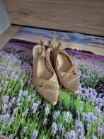 Goudkleurige lederen open pumps Laura&co Maat 38, Laura & C°, Pumps, Overige kleuren, Verzenden