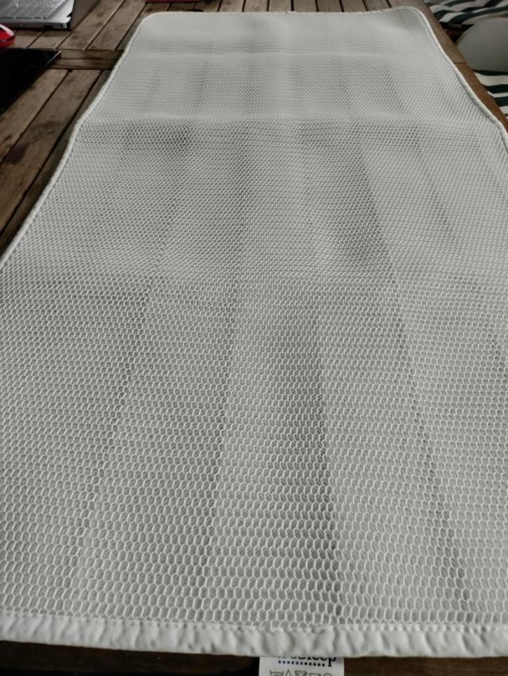 Pakket Aerosleep matras + 2 Aerosleep hoeslakens 120 x 60 cm, Kinderen en Baby's, Kinderkamer | Beddengoed, Zo goed als nieuw