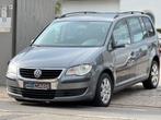 Vw Touran 1.6i ** 7 Plaatsen ** Airco ** 2007, Auto's, Voorwielaandrijving, 75 kW, Monovolume, 1600 cc