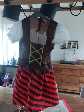 Piratenmeisje 7-9 jaar met haarband verkleedkledij beschikbaar voor biedingen
