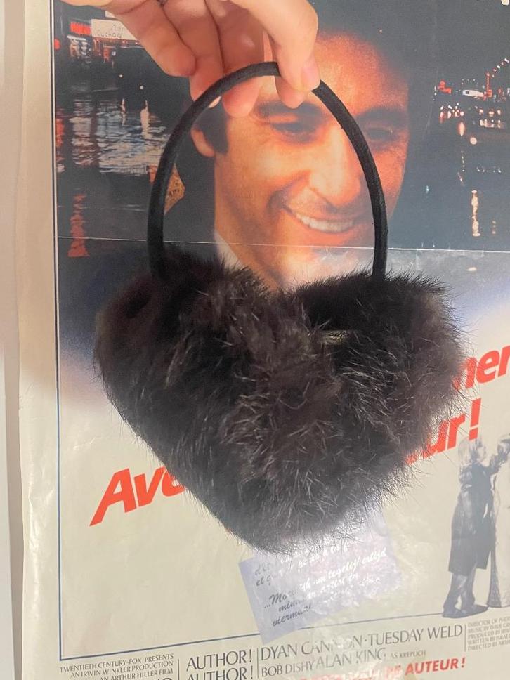 cache oreilles, Kleding | Dames, Mutsen, Sjaals en Handschoenen, Nieuw, Muts, Maat 36 (S), Ophalen of Verzenden