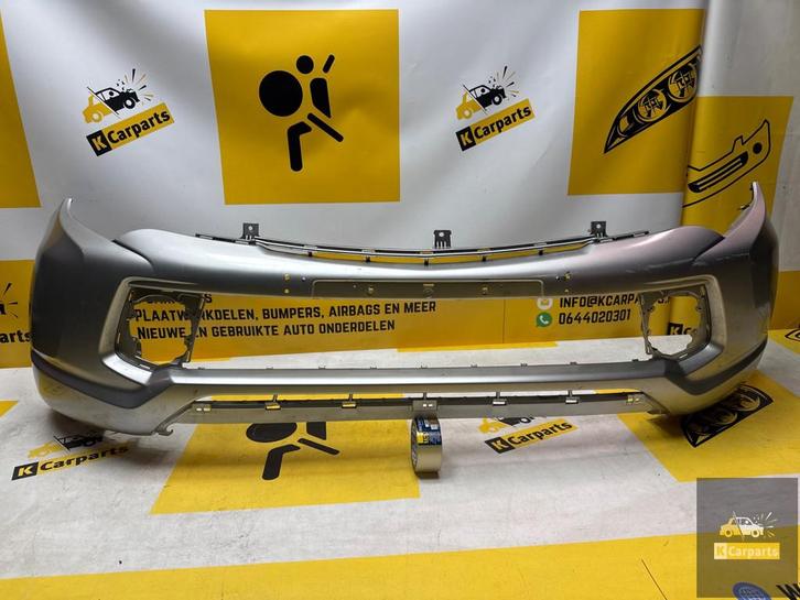 Mitsubishi L200 Voorbumper Origineel 6400F763, Auto-onderdelen, Carrosserie, Bumper, Mitsubishi, Voor, Gebruikt