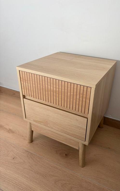 Nachtkastje  Linear – bruin, als nieuw, Huis en Inrichting, Slaapkamer | Nachtkastjes, Zo goed als nieuw, Minder dan 55 cm, 45 tot 65 cm