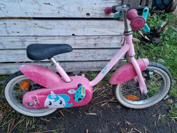 Meisjesfiets B-twin 14" beschikbaar voor biedingen