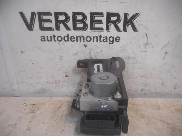 ABS POMP Opel Corsa E (01-2014/06-2019) (39002554), Auto-onderdelen, Overige Auto-onderdelen, Opel, Gebruikt