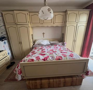 Chambre avec armoire et commode, Enlèvement, Utilisé, Deux personnes, Ancien