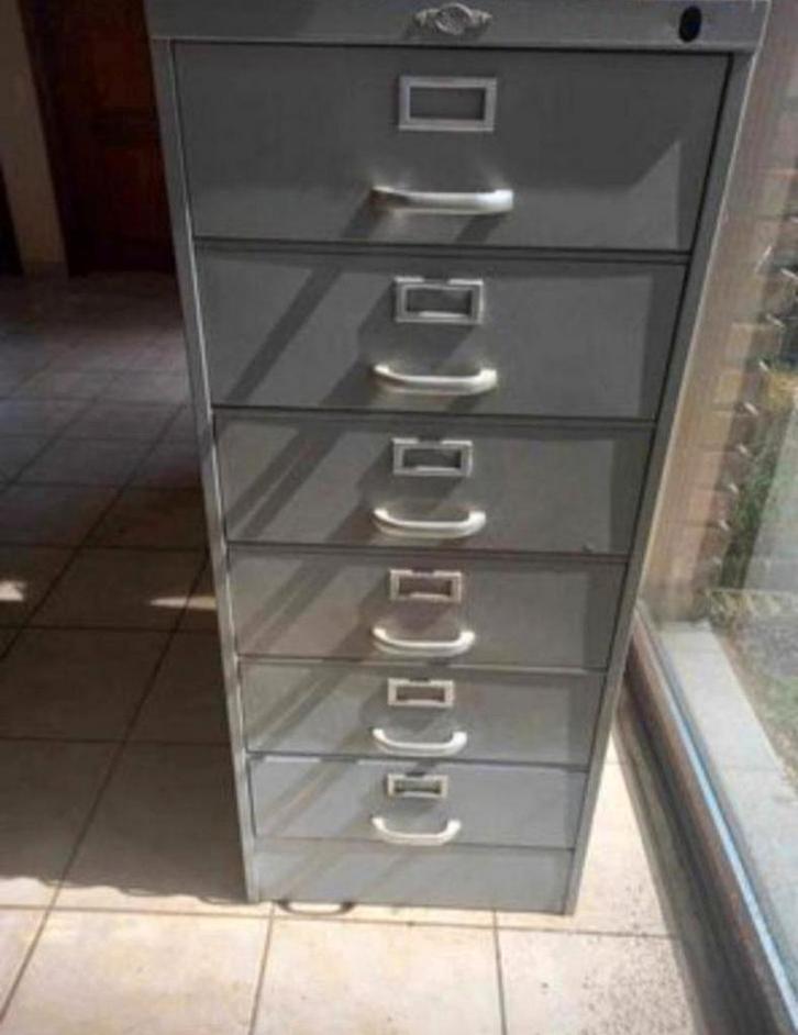 Industriële lockerkast met 6 laden op kogellagers, Huis en Inrichting, Kasten | Lockerkasten, Ophalen