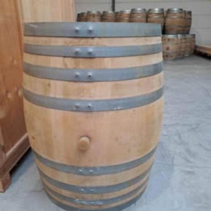 Eiken wijnvat / wijnvaten 500l, Tuin en Terras, Regentonnen, Gebruikt, Hout, 150 liter of meer, Ophalen of Verzenden