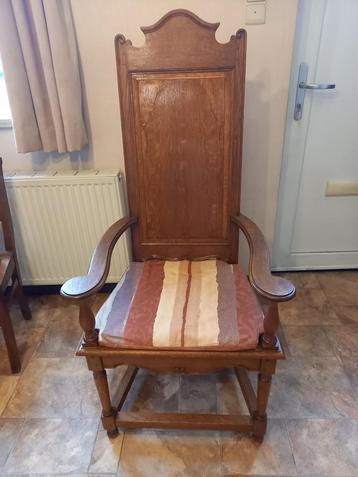 Ancien fauteuil, chaise style de Herve, Enlèvement