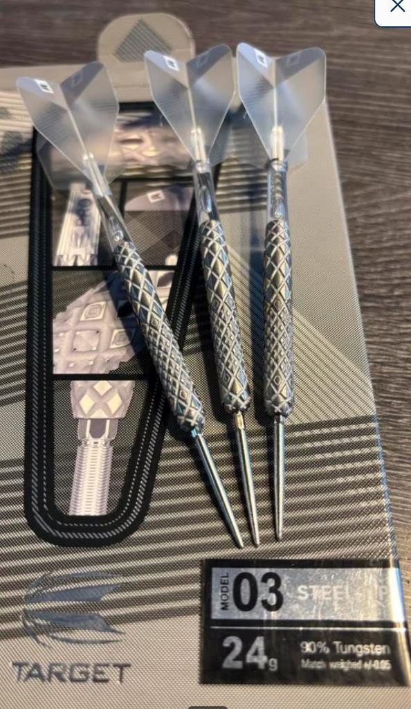 Ruilen Target Nastri 03 90% swiss points 24gram, Sport en Fitness, Darts, Zo goed als nieuw, Pijlen, Ophalen