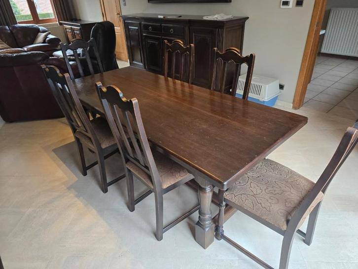 Complete eetplaats in Massief eik, Huis en Inrichting, Complete eetkamers, Gebruikt, 6 tot 8 stoelen, Ophalen