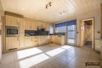 Huis te koop in Oostende, 3 slpks, 146 m², Vrijstaande woning, 3 kamers, 564 kWh/m²/jaar