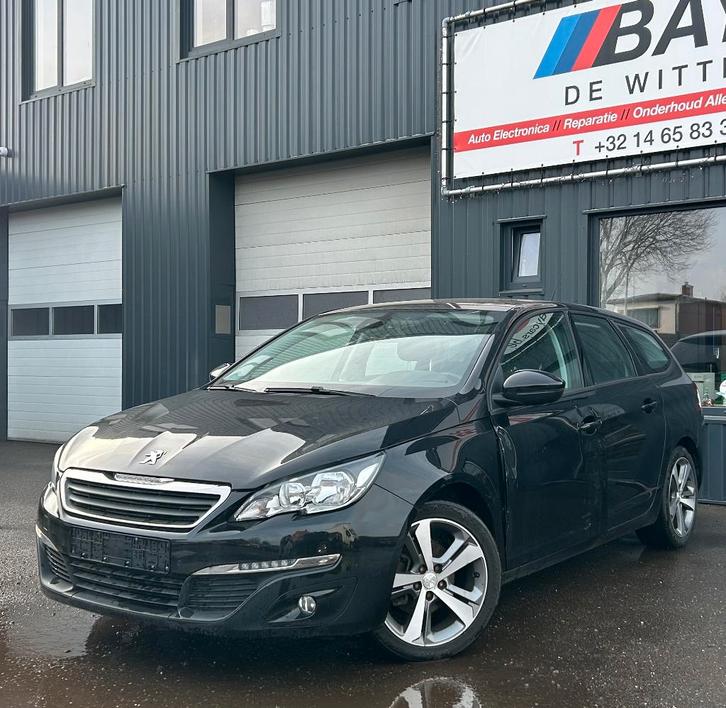 Peugeot 308 Break 2015 Airco 1.2 Benzin EXPORT, Auto's, Peugeot, Bedrijf, Te koop, ABS, Airbags, Airconditioning, Boordcomputer