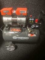 Compressor, Doe-het-zelf en Bouw, Compressors, Ophalen, 6 tot 10 bar, Nieuw, Minder dan 200 liter/min