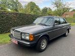 Mercedes W123 200 benzine Belgisch sinds 1983, Auto's, Mercedes-Benz, 4 deurs, Achterwielaandrijving, Grijs, Particulier