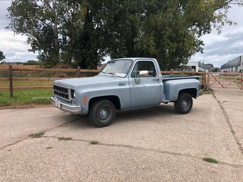 Chevrolet c10 short bed v8 pick up, Auto's, Oldtimers, Particulier, Chevrolet, Benzine, SUV of Terreinwagen, 2 deurs, Blauw, Zwart
