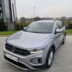 Volkswagen T-ROC 1.5 TSI Life *CARPLAY*LIVEDASH * ZETELVE, Auto's, Volkswagen, Automaat, Stof, USB, Euro 6