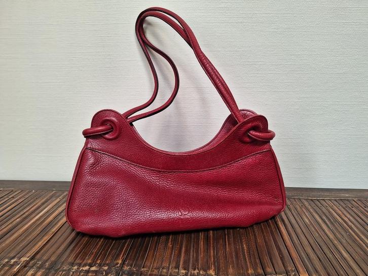 Kleine lederen handtas, Handtassen en Accessoires, Tassen | Damestassen, Zo goed als nieuw, Schoudertasje, Rood, Ophalen