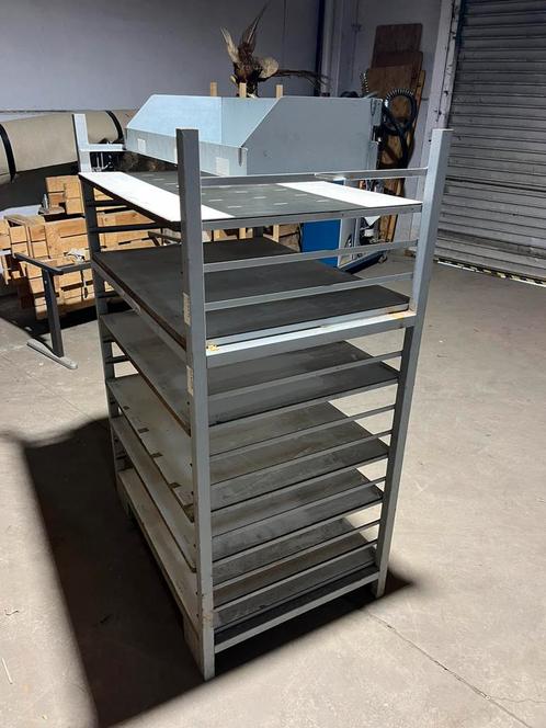 Opbergplank voor de werkplaats — stevig, metaal en hout, Huis en Inrichting, Kasten | Stellingkasten, Ophalen