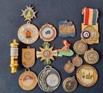 Carnaval medailles  pins, Verzamelen, Speldjes, Pins en Buttons, Ophalen of Verzenden