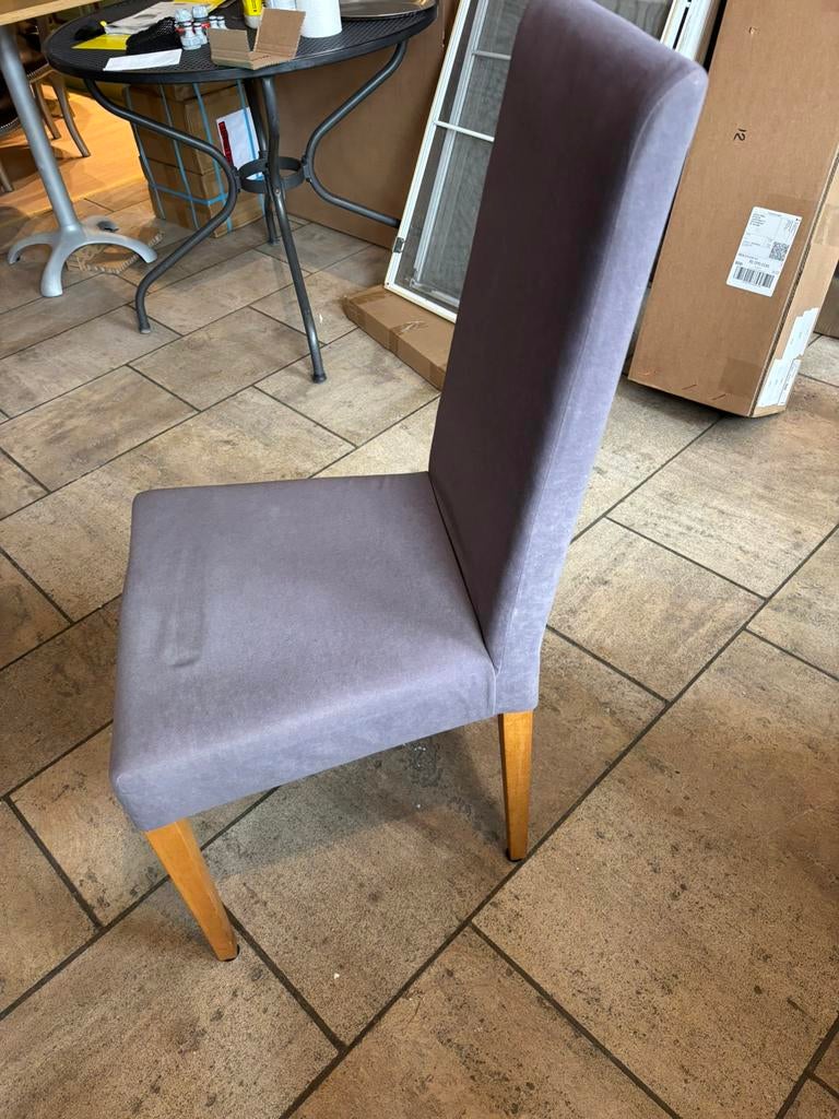 22 stoelen, Ophalen, Zo goed als nieuw, Grijs, Vijf, Zes of meer stoelen