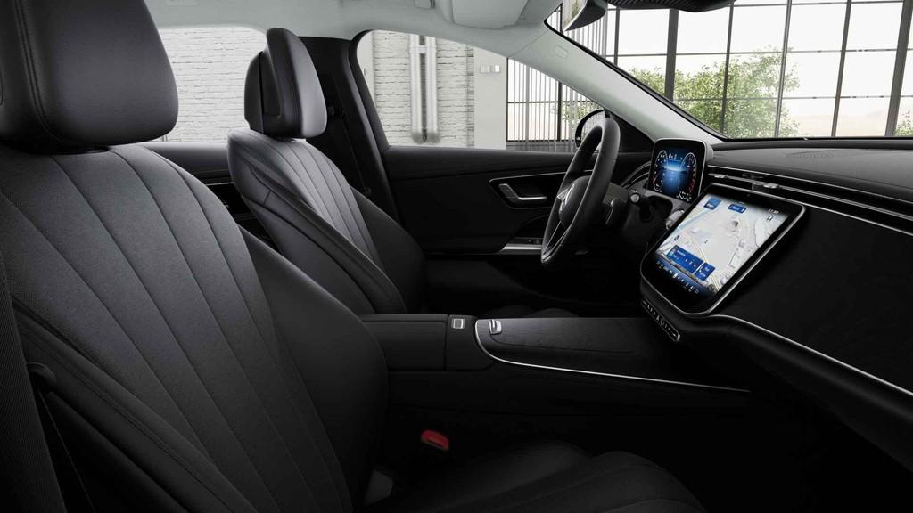 Mercedes-Benz E-klasse 300 e Break Luxury Line | Verwarmde Z, Auto's, Automaat, Gebruikt, 4 cilinders, Zwart