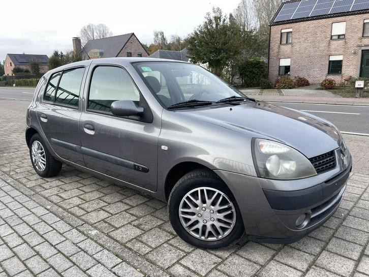 Renault Clio 1.2 Benzine | 5 deurs | 1 JAAR GARANTIE, Auto's, Renault, Bedrijf, Te koop, Clio, ABS, Airbags, Alarm, Centrale vergrendeling