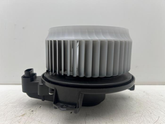Kachel Ventilatiemotor van een Toyota Rav-4, Gebruikt, -, -, Ophalen of Verzenden