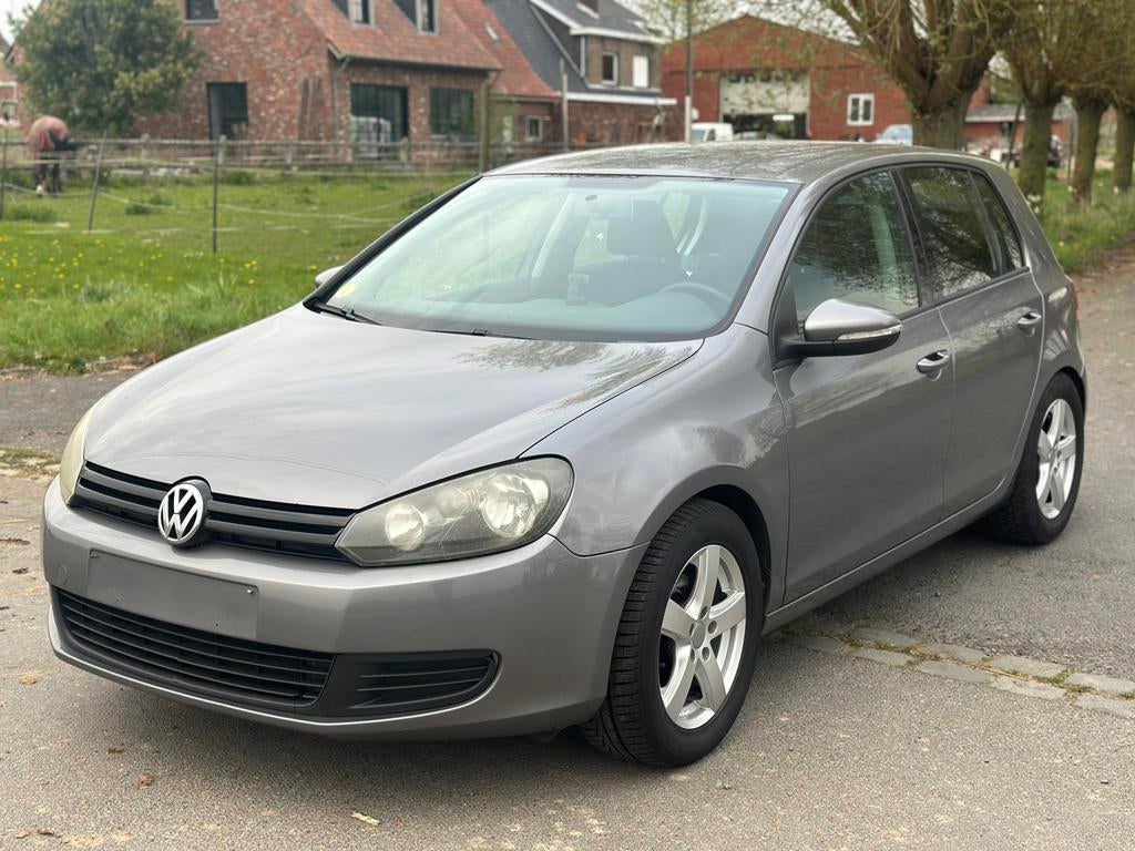 VW Golf 6 1.6 diesel euro 5 entretien neuf, Autos, Volkswagen, Euro 5, Achat, 4 portes, Noir
