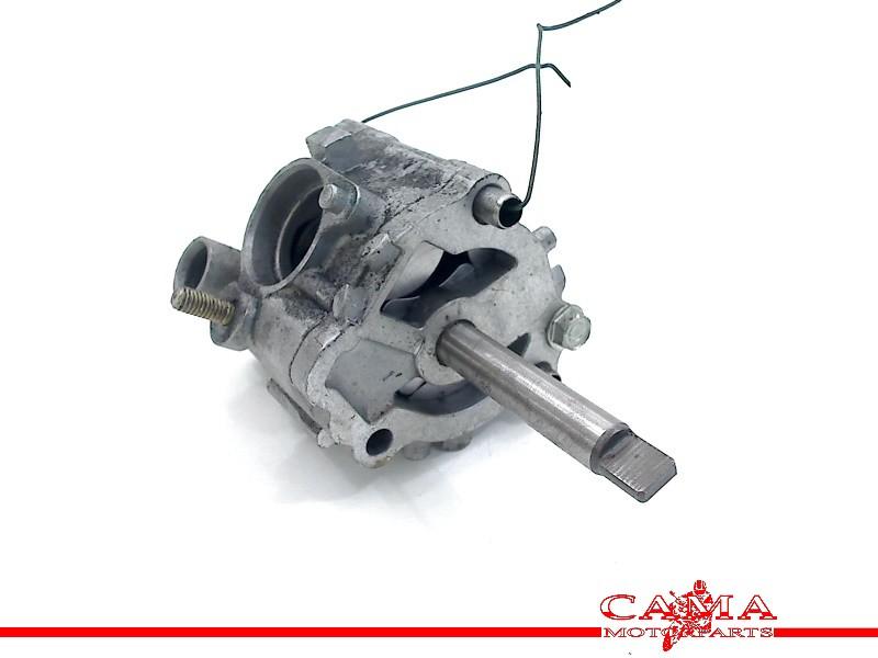 POMPE A HUILE CBR 1100 XX Blackbird 1999-2006 (CBR1100XX), Dhr. S. di Majo, Utilisé, Info@cama-motorparts.nl, P.J. Troelstraweg 8 8
3144 CX  MAASSLUIS, NL