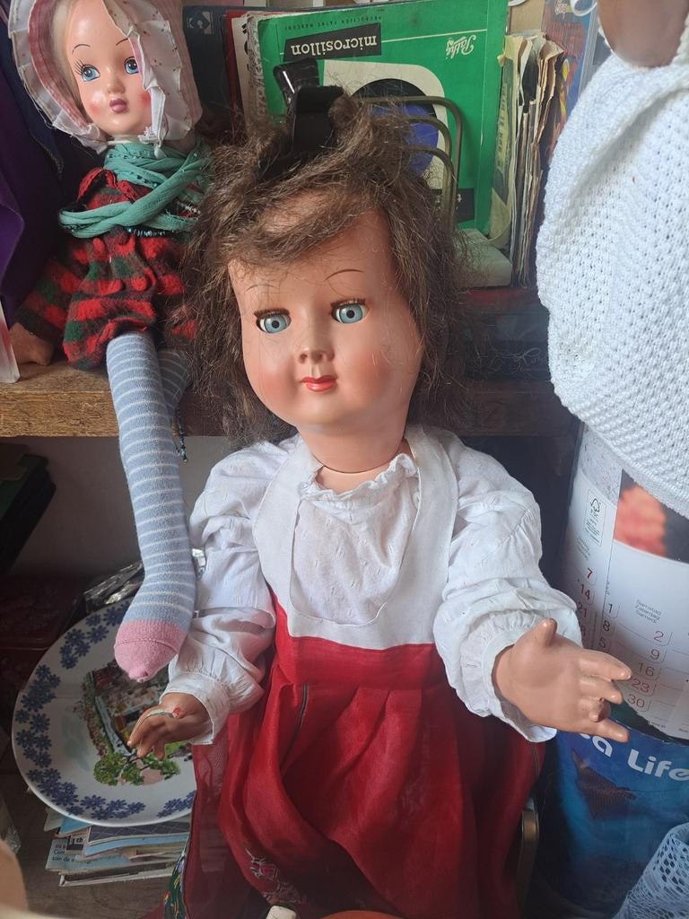 Poupée ancienne, Enlèvement, Poupée