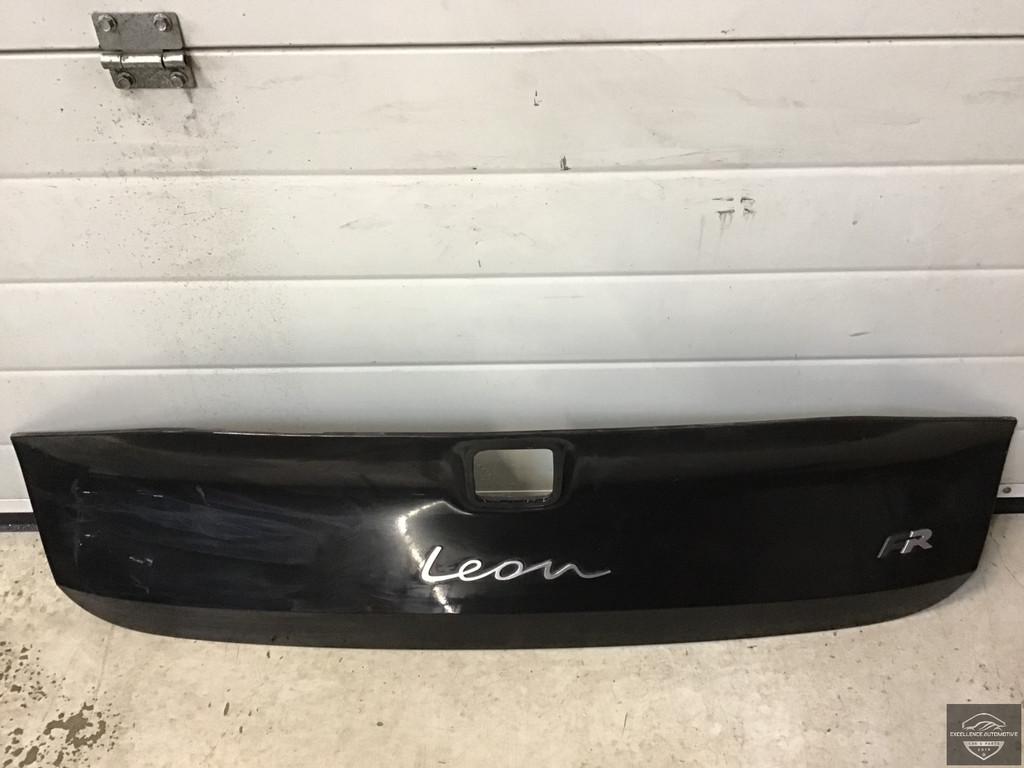 Housse de hayon Seat Cupra Leon 5FA FR Combi 20+ 5FE853955E, Autos : Pièces & Accessoires, Autovia A-2, Km 585 585
08760  Martorell, ES