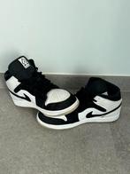 Nike Air Jordan 1 mid SE Diamond shorts 44,5, Zwart, Ophalen of Verzenden, Sneakers, Gedragen