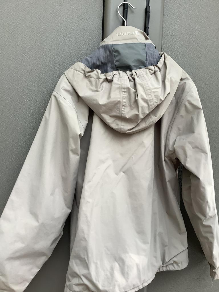 Grijze/Beige regenjas (Lafuma) dames, maat L, Kleding | Dames, Ophalen of Verzenden, Zo goed als nieuw, Maat 42/44 (L), Beige