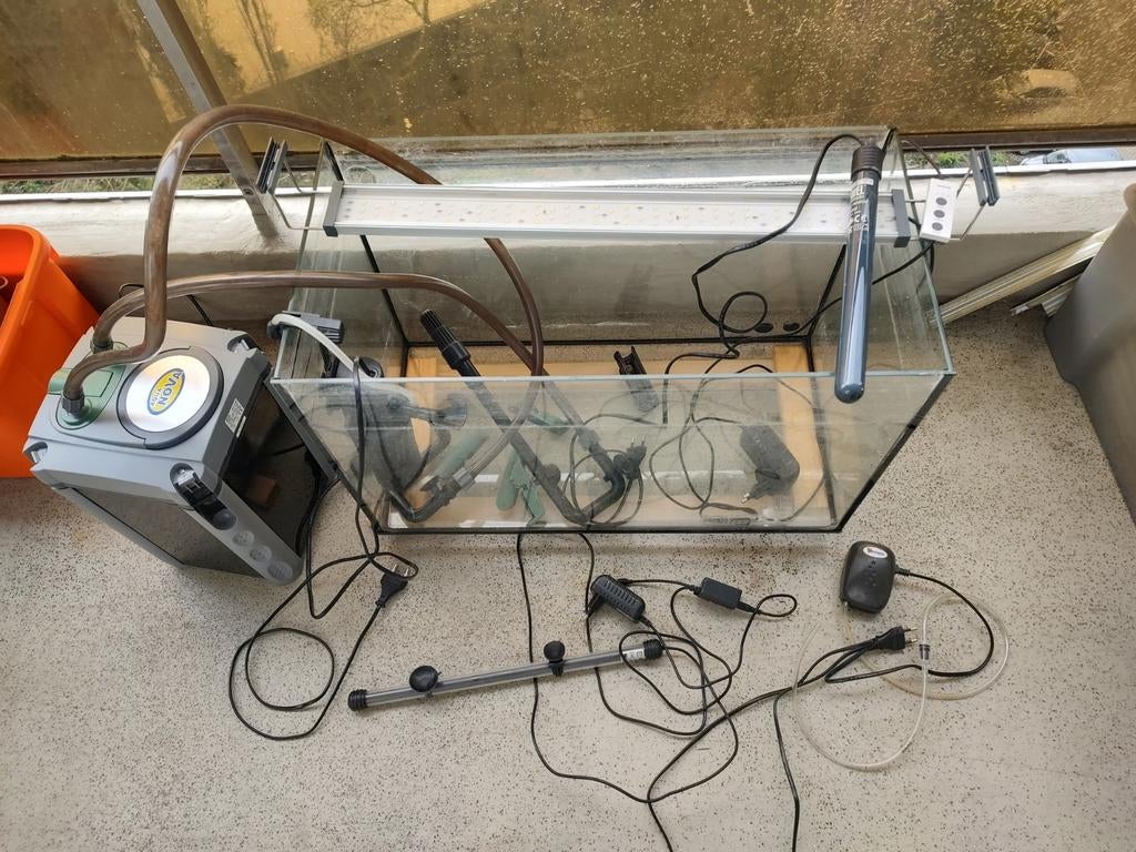 Aquarium Juwel 70L + toebehoren te koop, Aquarium vide, Enlèvement, Utilisé, Couvercle inclus