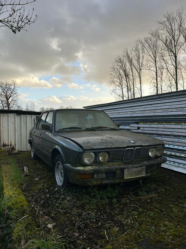 BMW E28 Mtech 1, Enlèvement, BMW