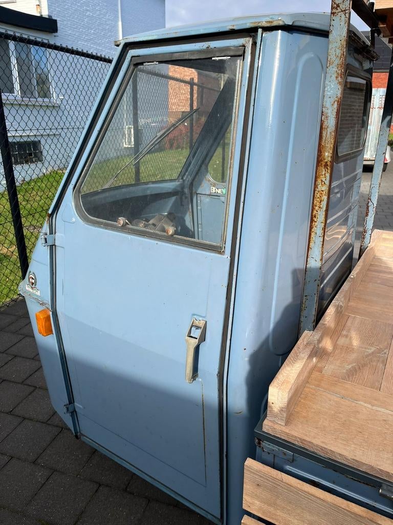 PIAGGIO P50  WAGENTJE MET INGEBOUWDE KOELTOOG VOOR 4700 EURO, Ophalen