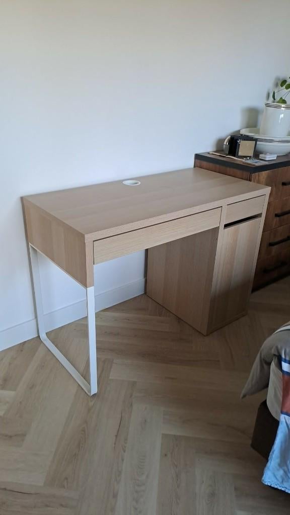 bureau agréable et confortable, Maison & Meubles, Enlèvement, Comme neuf