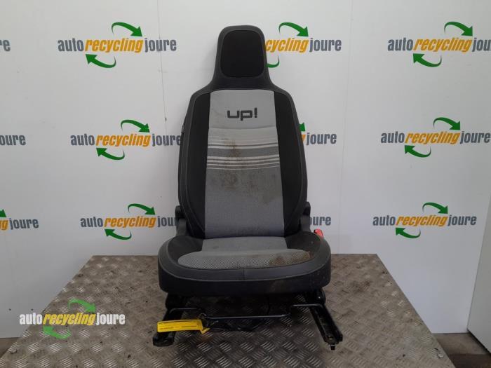 Stoel rechts van een Volkswagen UP, Auto-onderdelen, Interieur en Bekleding, Volkswagen, Gebruikt, 3 maanden garantie