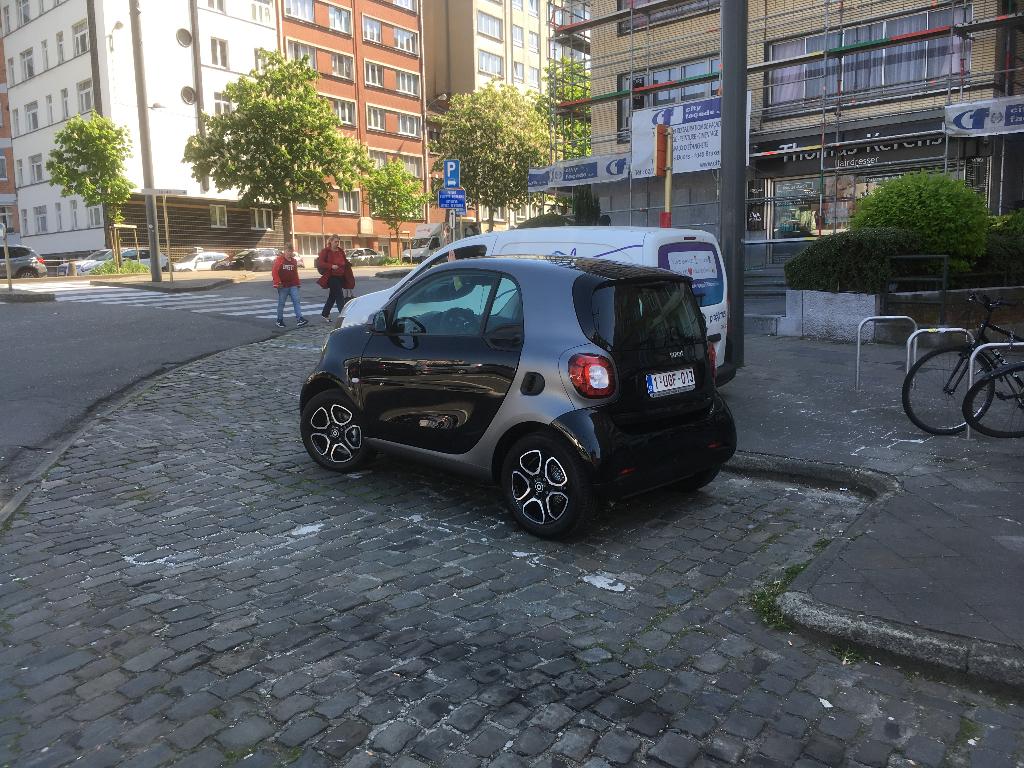 Smart Fort two 45 kw, Autos, Cuir, Achat, 2 places, Entretenue par le concessionnaire