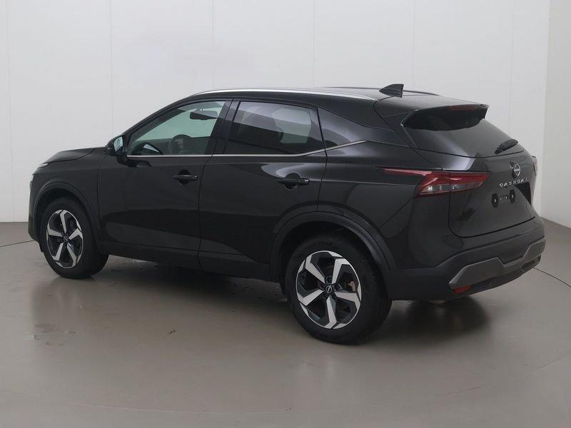 Nissan Qashqai 1.3 dig-t n-connecta xtronic 158 AT, Auto's, Nissan, Gebruikt, 4 cilinders, Overige bekleding, Zwart