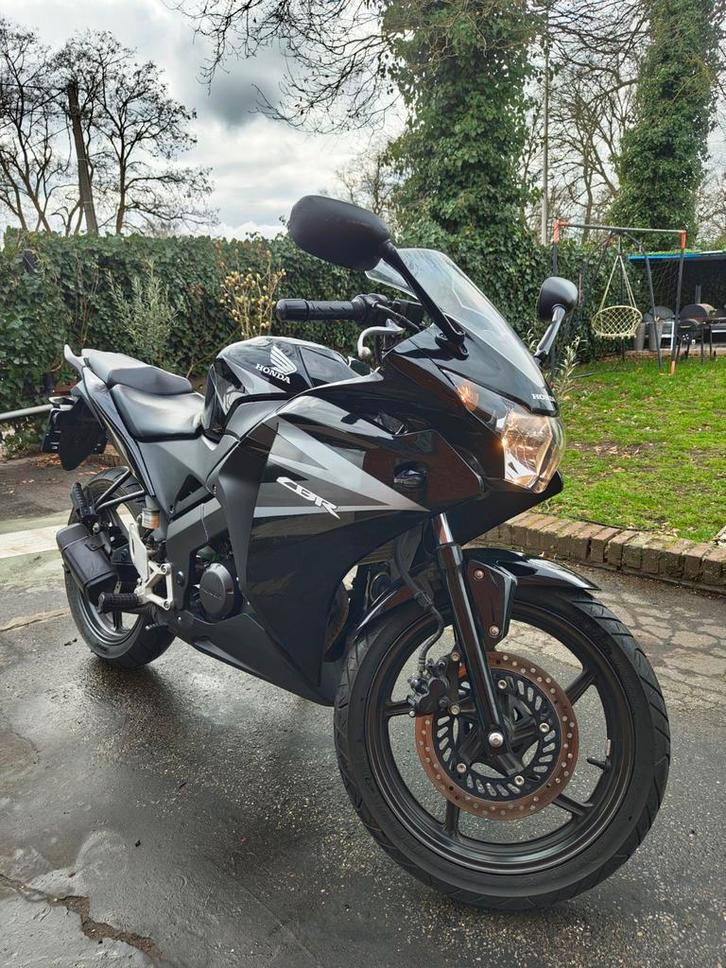 Honda CBR125R - 15 000km - Rijbewijs B/A1, Motoren, Motoren | Triumph, Particulier, Ophalen